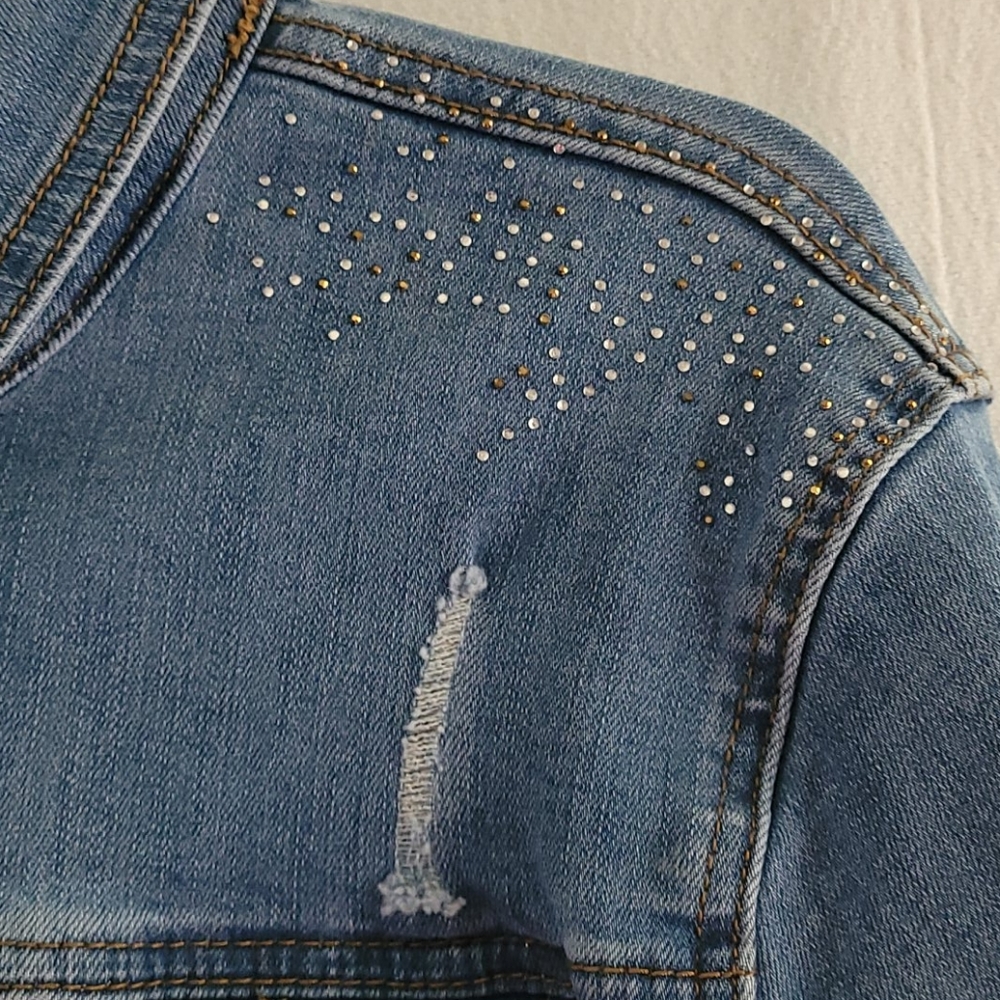 Jacket - Picture 3 of 4